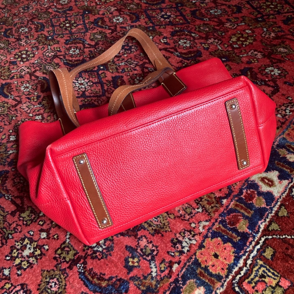 Dooney & Bourke Red Leather Tote Bag - Picture 4 of 12